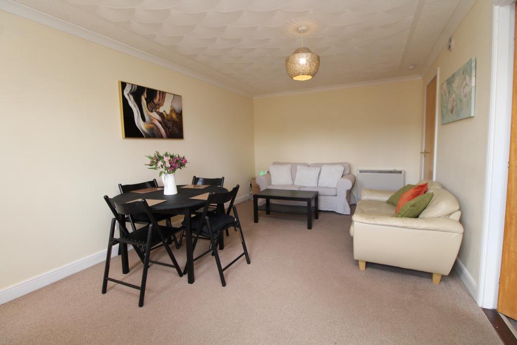 Apartment in Glasgow - View 5