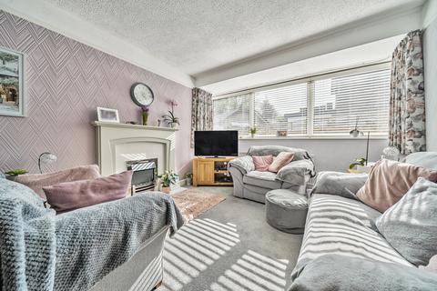 21 Nutley Close, Hextable, Swanley, BR8 7LP