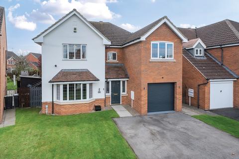 Cirencester Close, North Hykeham, Lincoln, Lincolnshire, LN6
