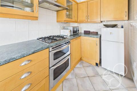 8 Thomas Bell Road, Earls Colne, Colchester, CO6 2PF