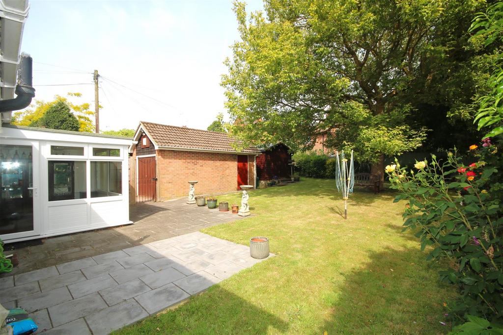 Rear Garden c.JPG