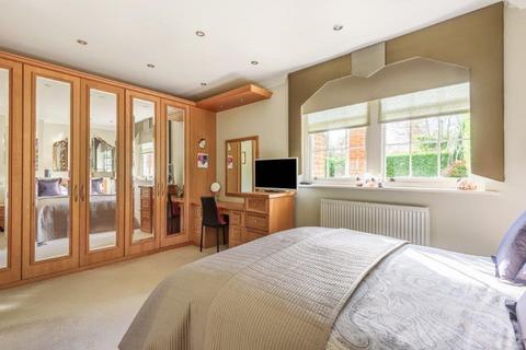 3, Bedwell Hall Bedwell Park, Essendon, Hatfield, AL9 6GJ
