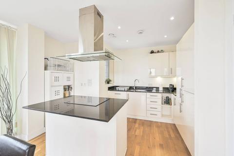 2 bedroom flat for sale, Zenith Close, Colindale, London, NW9