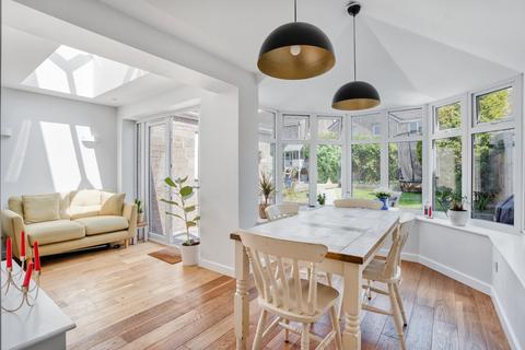 68 Conygar Road, Tetbury, GL8 8JF