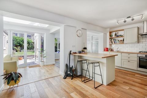 68 Conygar Road, Tetbury, GL8 8JF