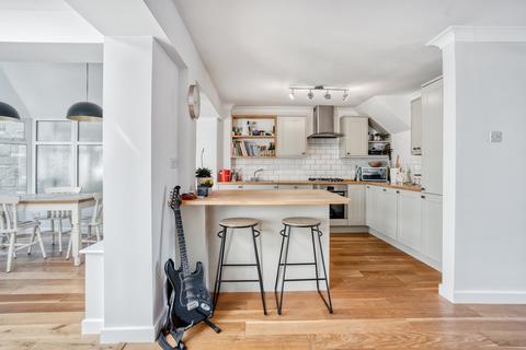 68 Conygar Road, Tetbury, GL8 8JF