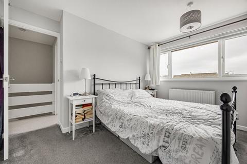 68 Conygar Road, Tetbury, GL8 8JF