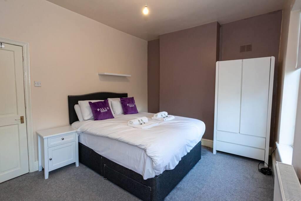 BEDROOM 11.jpg