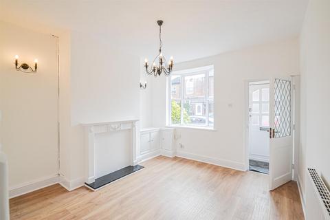 2 bedroom terraced house to rent, Leonard Street, Warrington WA4