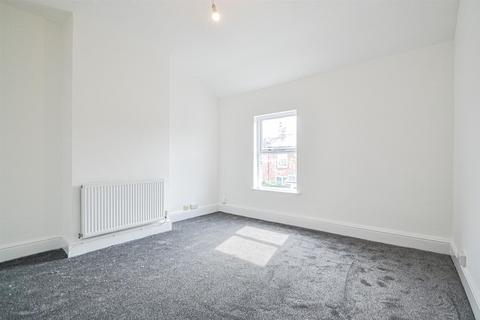 2 bedroom terraced house to rent, Leonard Street, Warrington WA4
