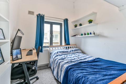 2 bedroom flat for sale, North Villas, Camden, London, NW1