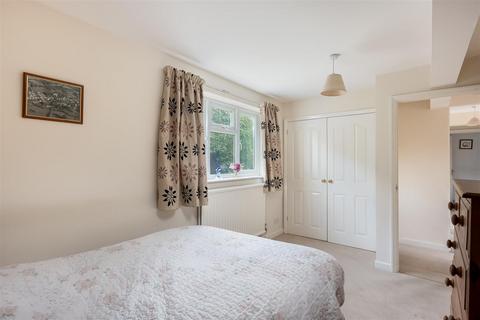 19 Ditchley Road, Charlbury, Chipping Norton, OX7 3QS