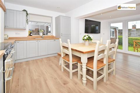 16 Colin Crescent, Stoke-on-trent, ST3 6NL