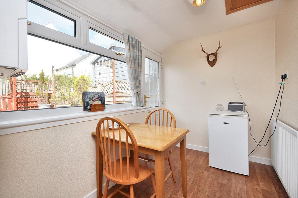 Breakfast Room
