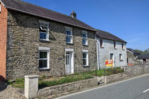 4 bedroom property with land for sale, Ty Mawr, Llanybydder, SA40