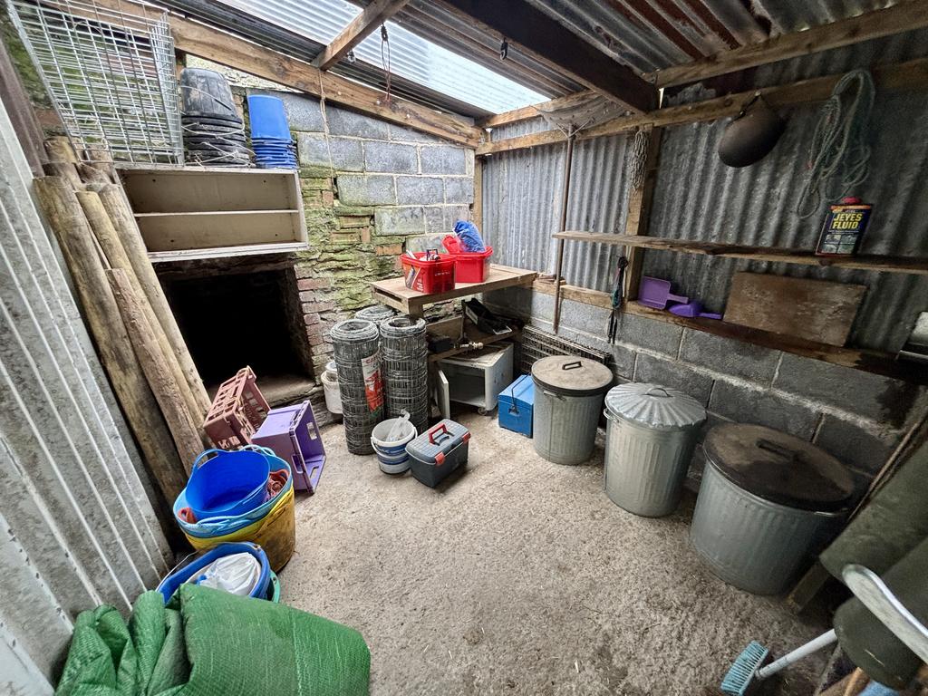 Separate tack room