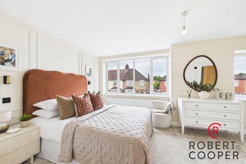 28 Acacia Avenue, Ruislip, HA4 8RG