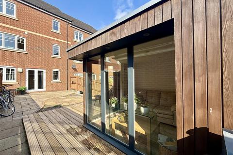 4 bedroom semi-detached house for sale, Glaisdale Court, Darlington