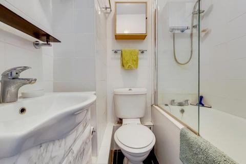 Studio for sale, Russell Court, Woburn Place, London, WC1H