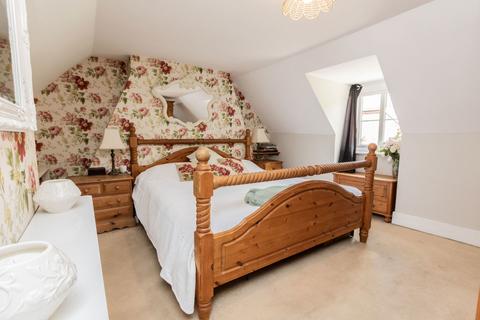 3 bedroom semi-detached house for sale, With A 120ft South-Facing Garden In Hartley