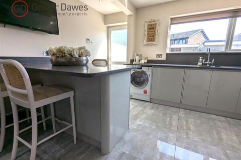 53 Cedar Road, Grays, RM16 4SX