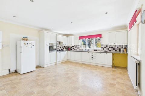 undefined, Heywood Road, Diss