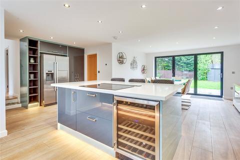 Applewood Bath Road, Littlewick Green, Maidenhead, SL6 3QR
