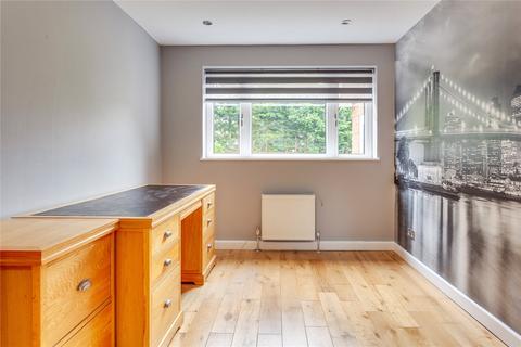 Applewood Bath Road, Littlewick Green, Maidenhead, SL6 3QR