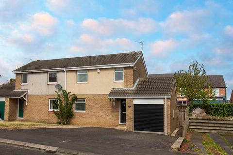 47 Bamburgh Drive, Pegswood, Morpeth, NE61 6TT