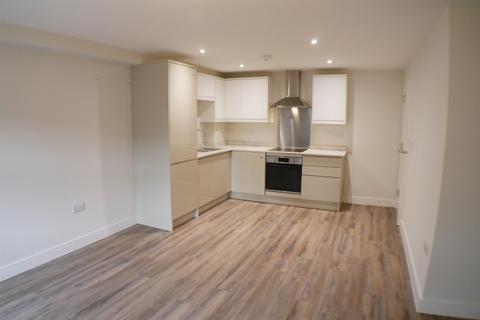 2 bedroom flat to rent, Salisbury City Centre
