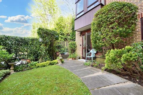 2 bedroom retirement property for sale, Winchester