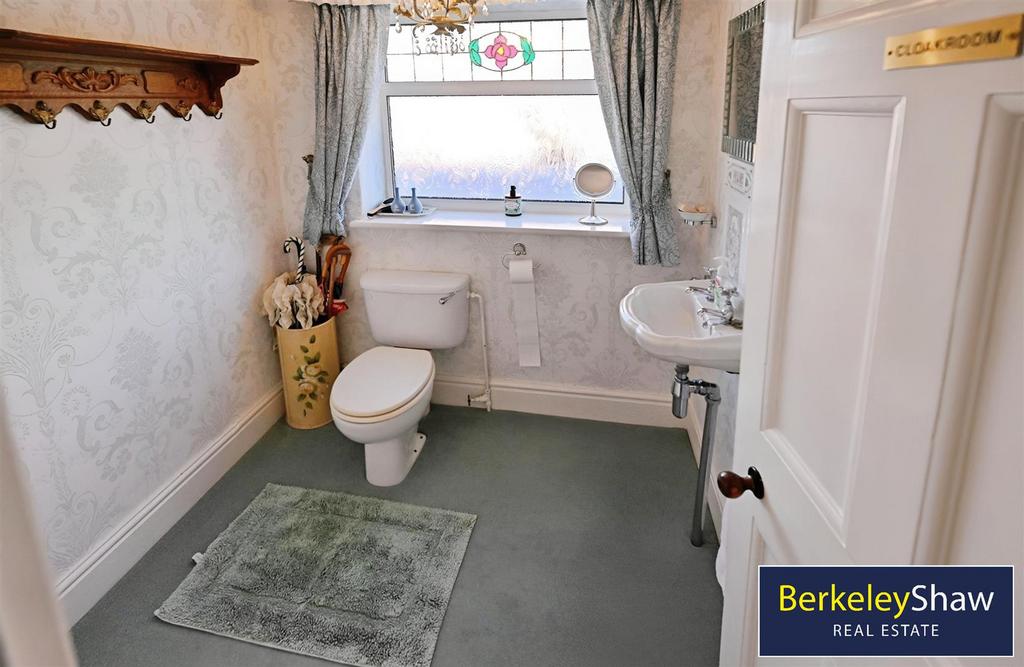 Ground floor WC