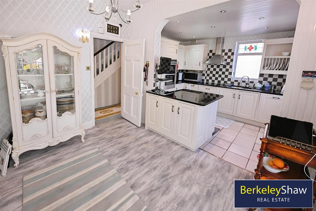 Breakfast Kitchen