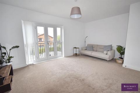 14 Dovecliffe View, Worsbrough, Barnsley, S70 4RR
