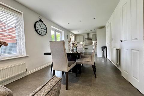 4 bedroom detached house for sale, Silverdale Gardens, Redcar