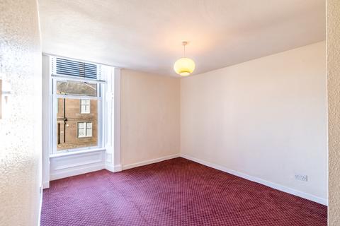 30e Roseangle, Dundee, DD1 4LY