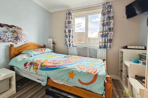 2 bedroom semi-detached bungalow for sale, Mayflower Close, Gainsborough DN21
