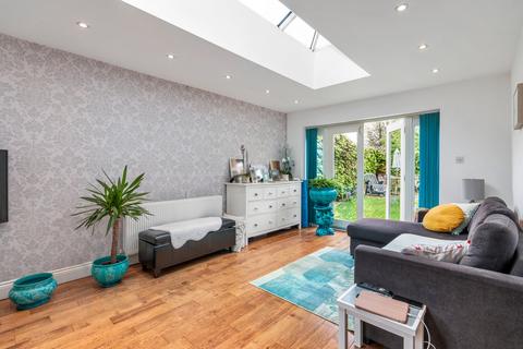 73 Hartswood Road, London, W12 9NG