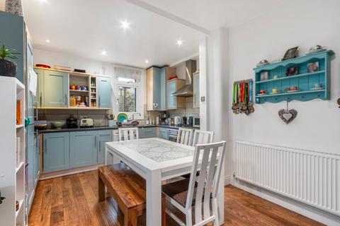 73 Hartswood Road, London, W12 9NG