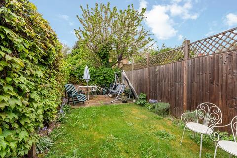 73 Hartswood Road, London, W12 9NG