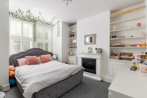 73 Hartswood Road, London, W12 9NG