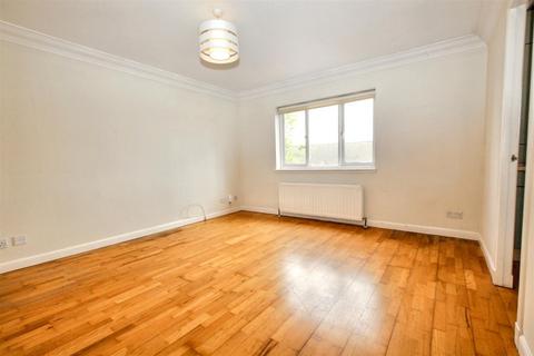 25 Avonbridge Drive, Hamilton, ML3 7EG