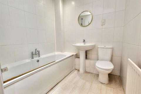 25 Avonbridge Drive, Hamilton, ML3 7EG