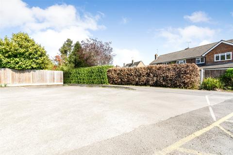 3a, Aldridge House Elms Road, Hook, RG27 9DG