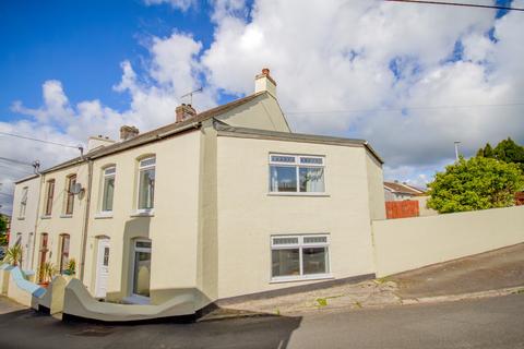 4 bedroom end of terrace house for sale, 61 North Street, Tywardreath, Par