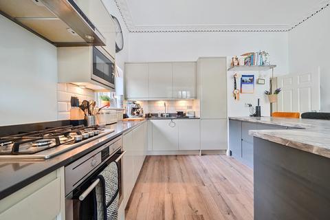 Flat 3, Manning House, 3 Gloucester Road, Teddington, TW11 0NS