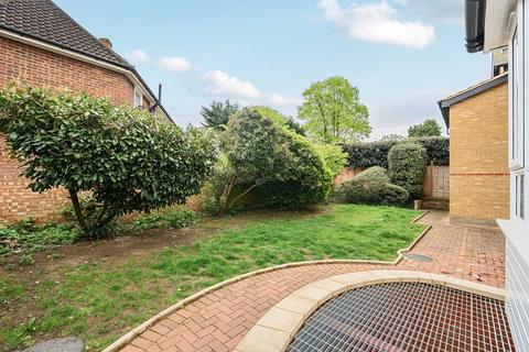 Flat 3, Manning House, 3 Gloucester Road, Teddington, TW11 0NS