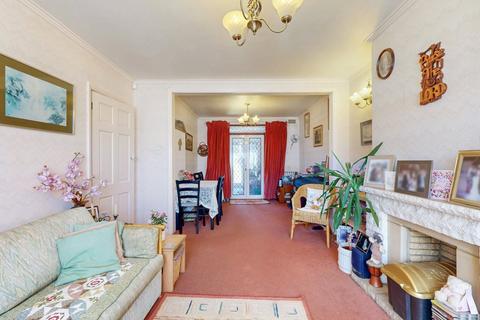 3 bedroom semi-detached house for sale, Anmersh Grove, Stanmore, HA7