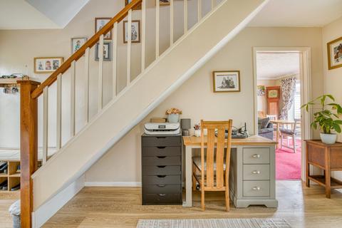 Kylemore Long Street, Galhampton, Yeovil, BA22 7AZ