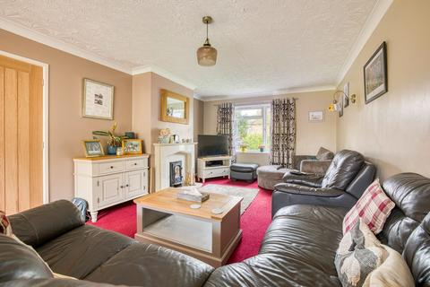 Kylemore Long Street, Galhampton, Yeovil, BA22 7AZ